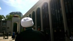 An unidentified senior Muslim Cleric leaves the Regent's Park Mosque in London after attending a meeting called by the Muslim Council of Britain 07 July 2007.