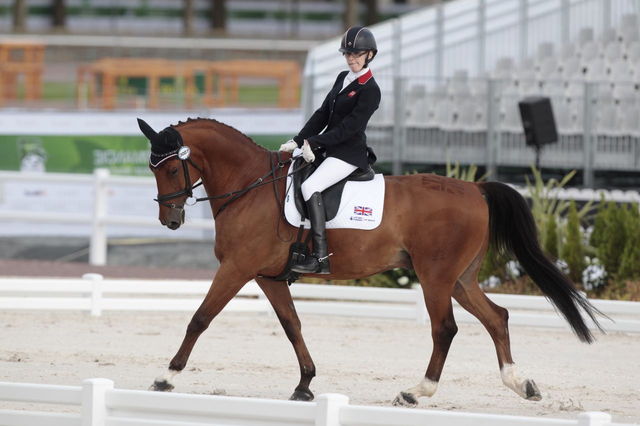 In para-dressage, Sophie Christiansen continued her dominance of the individual event with her fourth world title, while the Paralympic champion helped Britain continue its long unbeaten run in the team event with another victory. However, she was beaten to gold in the Grade 1a freestyle by Italy's Sarah Morganti.