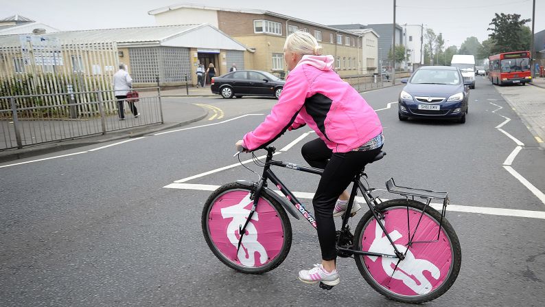 An independence supporter rides a decorated bicycle during a rally in Glasgow on September 12.