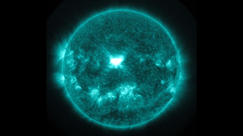 Powerful solar storm headed to Earth | CNN