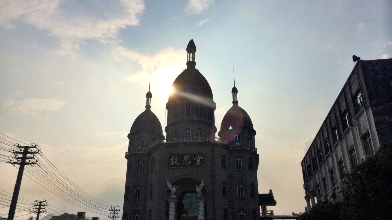The cross of the Salvation Church in Pingyang County in Wenzhou was removed earlier this year.