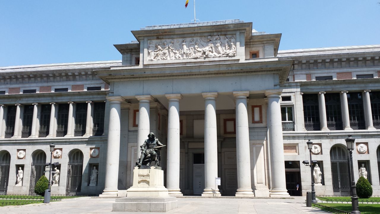 Ranked ninth, the collection at the Prado Museum in Madrid includes about 7,600 paintings, 1,000 sculptures, 4,800 prints and 8,200 drawings. 