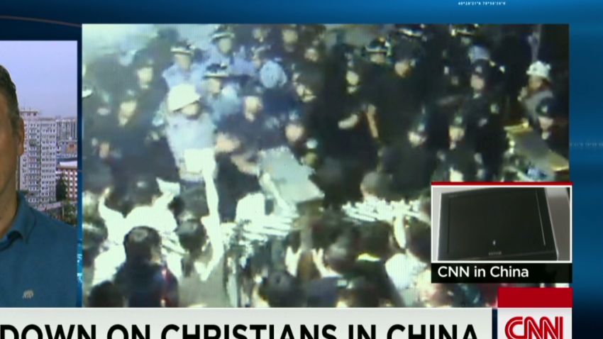 ac china blacks out cnn during report on christian crackdown_00041405.jpg