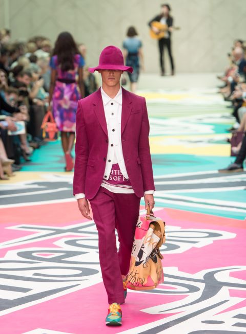 A classic two-piece suit was re-energized with hot pink. 