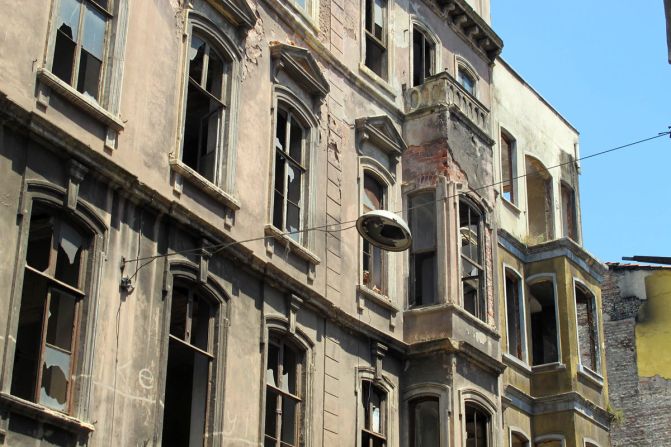 Beyoglu is known for its grand old buildings, many of which are crumbing or now in ruin.