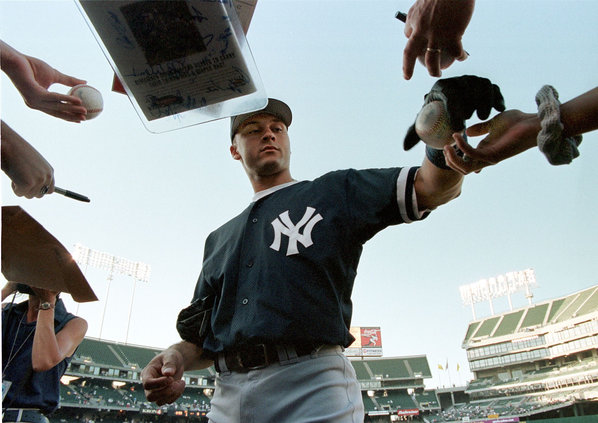 Derek Jeter of the New York Yankees poses with his sister Sharlee News  Photo - Getty Images