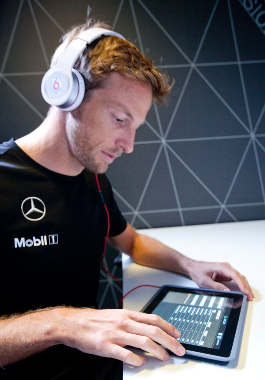 Button produced one of the fastest reaction times ever recorded in cognition testing at the HPL and made no errors. "The results suggest that superior reaction times and efficient information processing may be core cognitive skills for Formula One drivers," the HPL stated. 