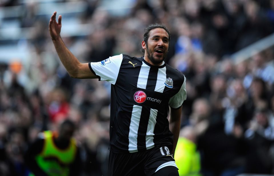 Jonas Gutierrez, the Newcastle winger, has revealed he is fighting testicular cancer after beginning chemotherapy in his native Argentina.