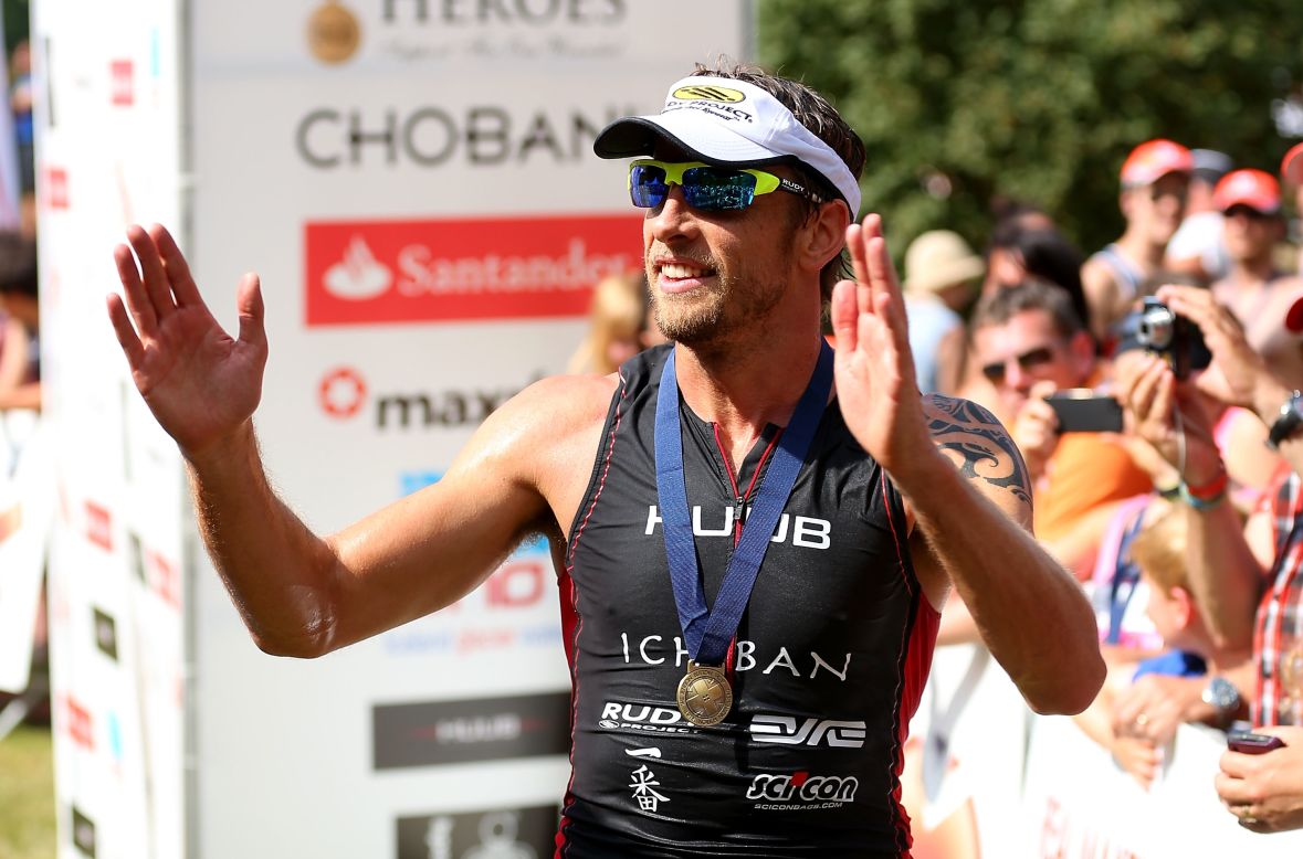 Jenson Button is widely considered to be one of the fittest Formula One drivers largely thanks to his love of training for and competing in triathlons. The Briton is a highly competent amateur competitor but how do his fitness levels compare to the professionals?   