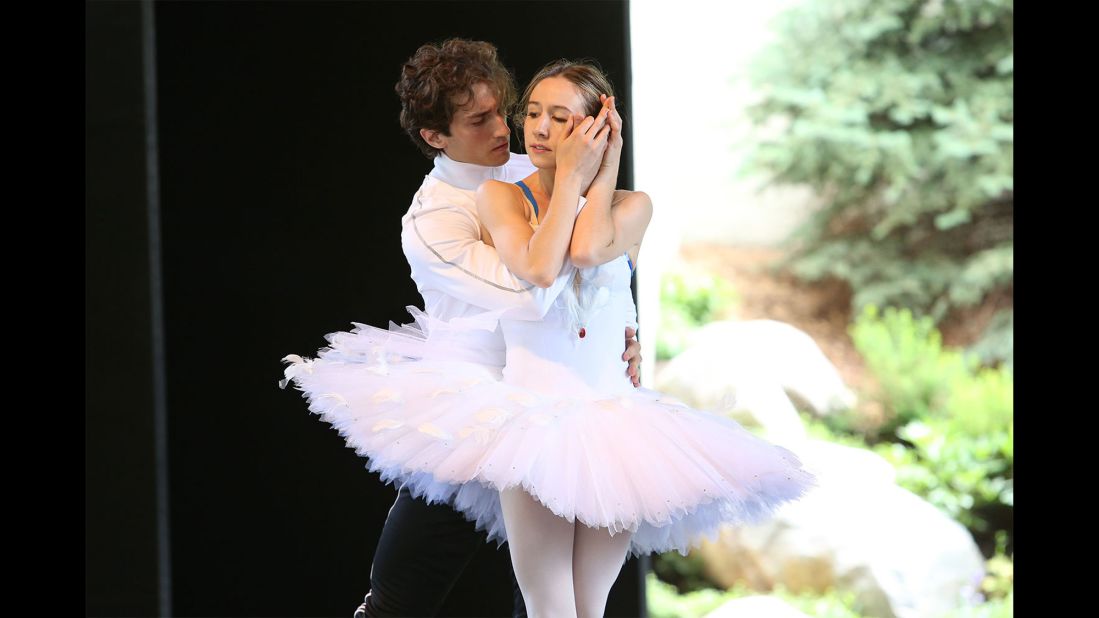Rehearsing the white swan's pas de deux with Zach Catazaro at the Vail International Dance festival 