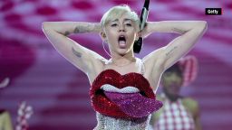 Bbw Nude Miley Cyrus - A fat girl gets naked | CNN