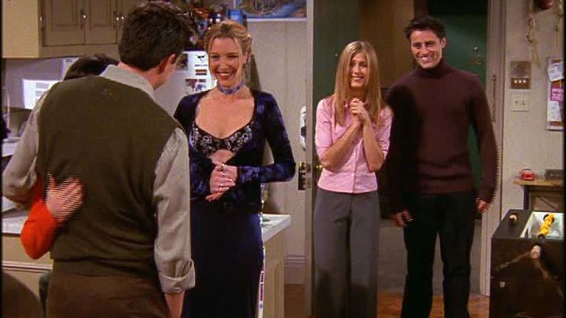 <strong>"The One Where Everybody Finds Out:" </strong>A running gag in season 5 was the secret relationship between Monica and Chandler. One person was let in on it at a time, and in this episode the cat was let fully out of the bag with hilarious consequences. In the words of Phoebe, <a href="index.php?page=&url=https%3A%2F%2Fwww.youtube.com%2Fwatch%3Fv%3DLUN2YN0bOi8" target="_blank" target="_blank">"they don't know that we know that they know we know."</a>