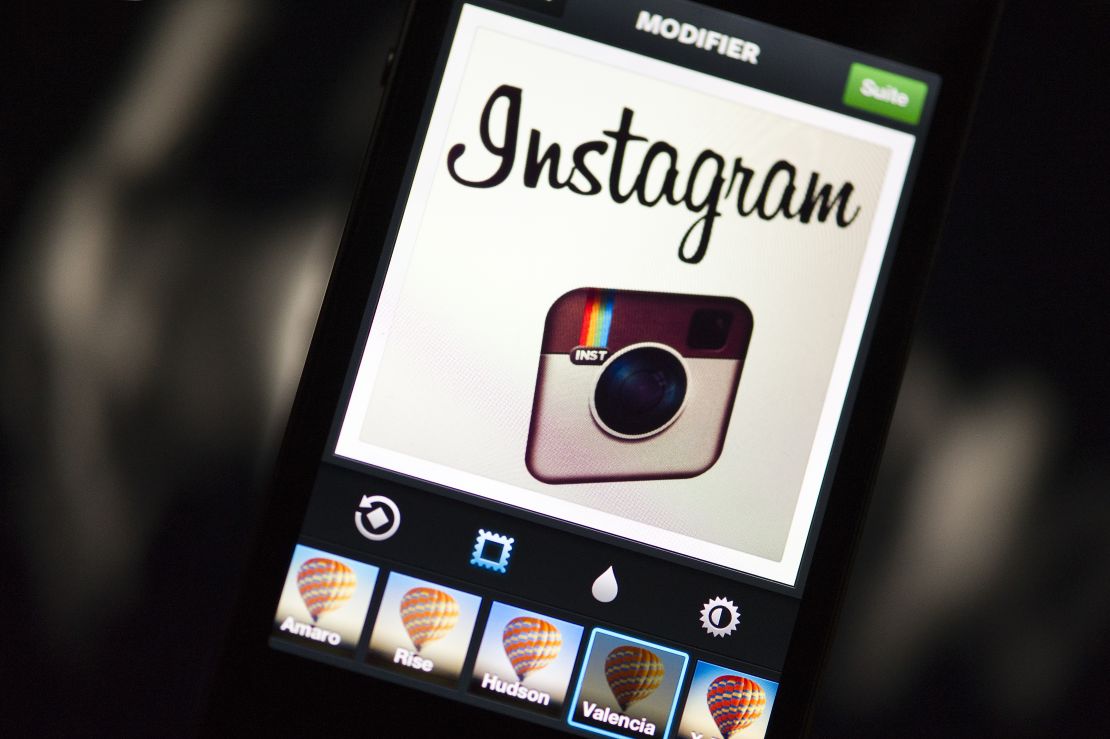 Instagram Launches Live Video & Ephemeral Messages: Here's What