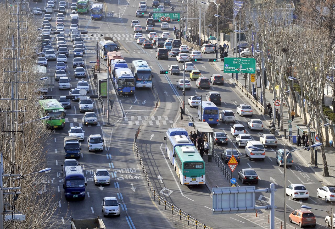 Buses are run along a central line in the Bus Rapid Transit (BRT) system in Seoul.