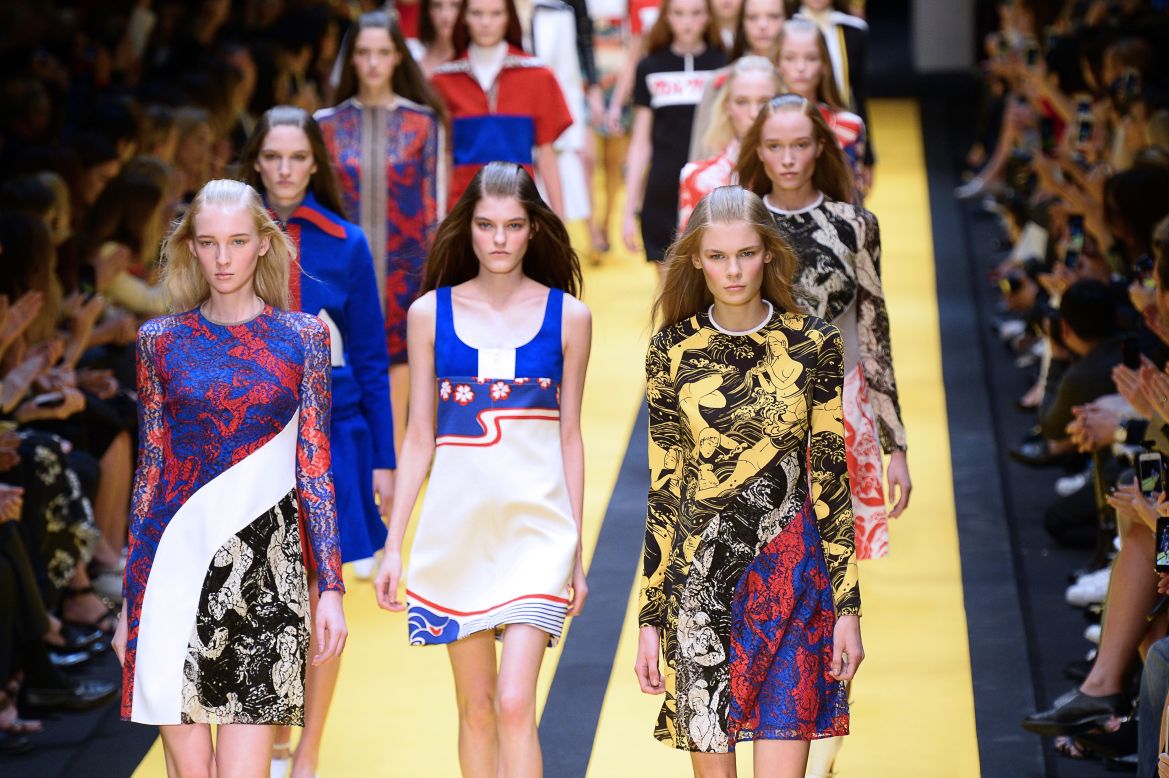 This season, Carven designer Guillaume Henry drew inspiration from Formula 1, the sixties and Japanese art, and it shows. 
