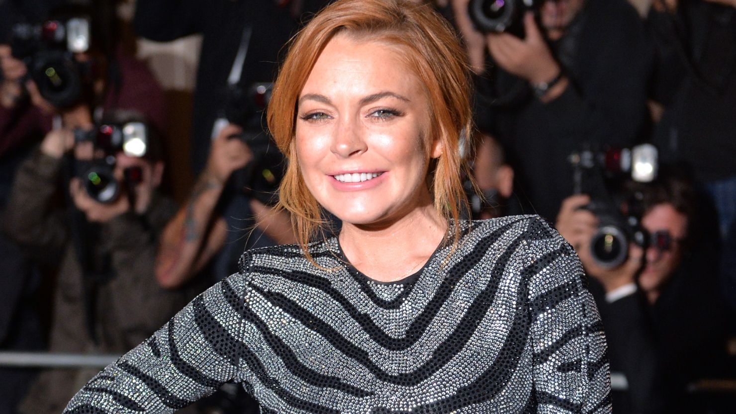 Lindsay Lohan's performance in a David Mamet play in London has been criticized as "shaky."
