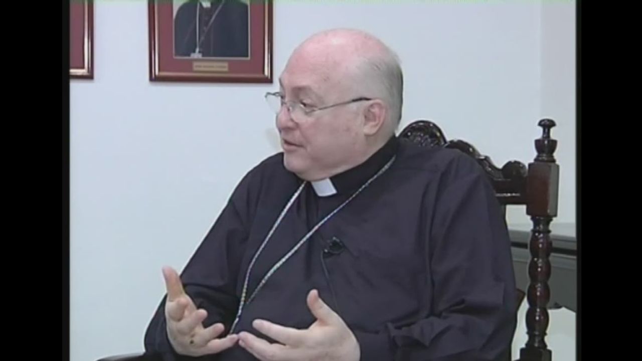 cnnee lopez garelli paraguay priest scandal_00002405.jpg