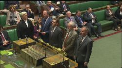 oakley uk parliament backs airstrikes_00000702.jpg