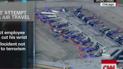 suicide attempt slows chicago airports_00002904.jpg