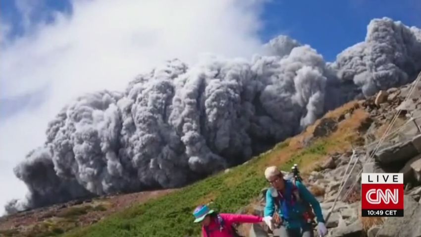 japan mount ontake volcano erupts_00002321.jpg