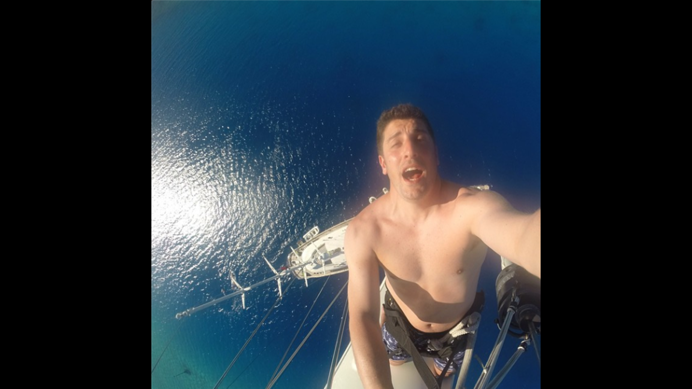 "I've been getting so high on vacation," joked actor Jason Biggs in this selfie <a href="http://instagram.com/p/tWQ5DdOKPa/?modal=true" target="_blank" target="_blank">he posted to Instagram</a> on Wednesday, September 24.