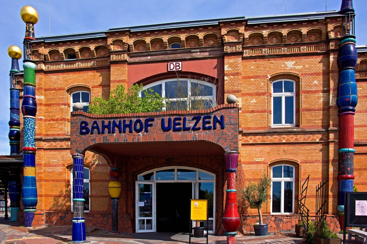 The Hundertwasser Bahnhof train station in the northern German town of Uelzen was redecorated in 2000 by famous Austrian artist and architect Friedensreich Hundertwasser. 