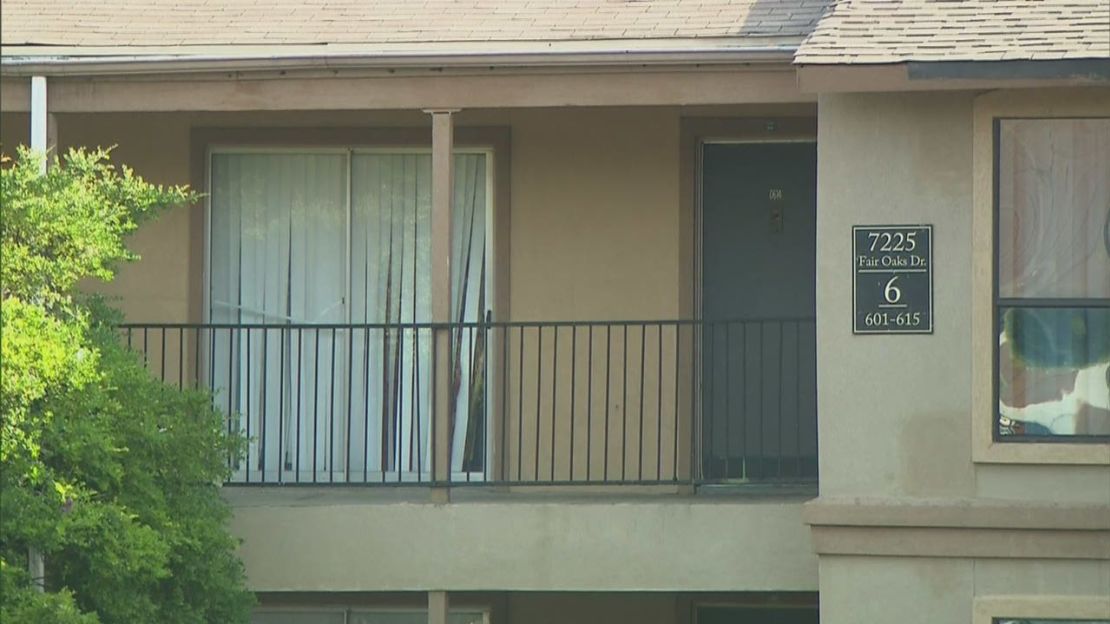 The Dallas apartment where Louise and her relatives are quarantined.