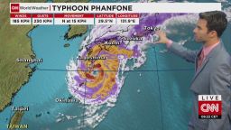 weather japan tokyo typhoon phanfone _00004628.jpg