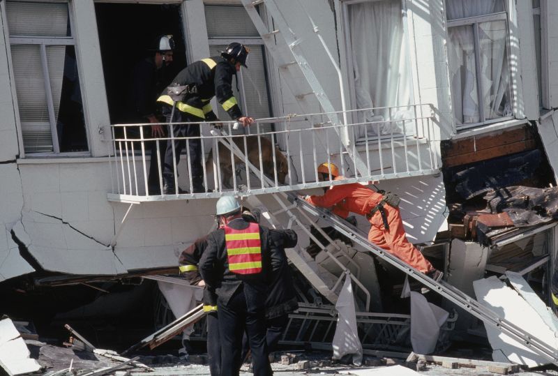 1989 Loma Prieta Earthquake | CNN