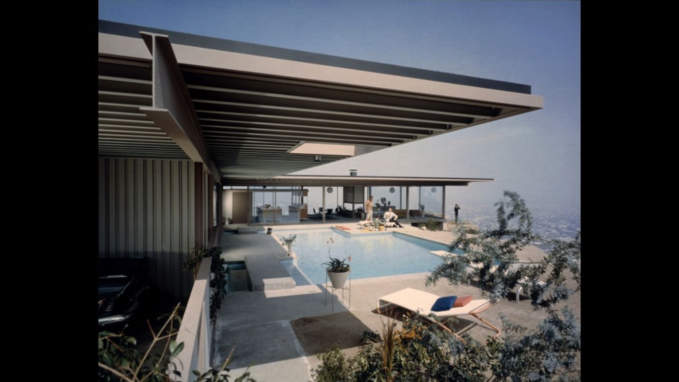 <strong>Julius Shulman</strong><br /><br />In the post war years, sleek architecture and design captured the public's  imagination. <br /><br />Images of pastel-coloured modernist homes sold a new mid-century dream to aspirant middle classes.<br />Julius Shulman, a commercial architecture photographer regularly published pictures of these dream homes in glossy magazines, such as Life, House & Garden and Good Housekeeping. 