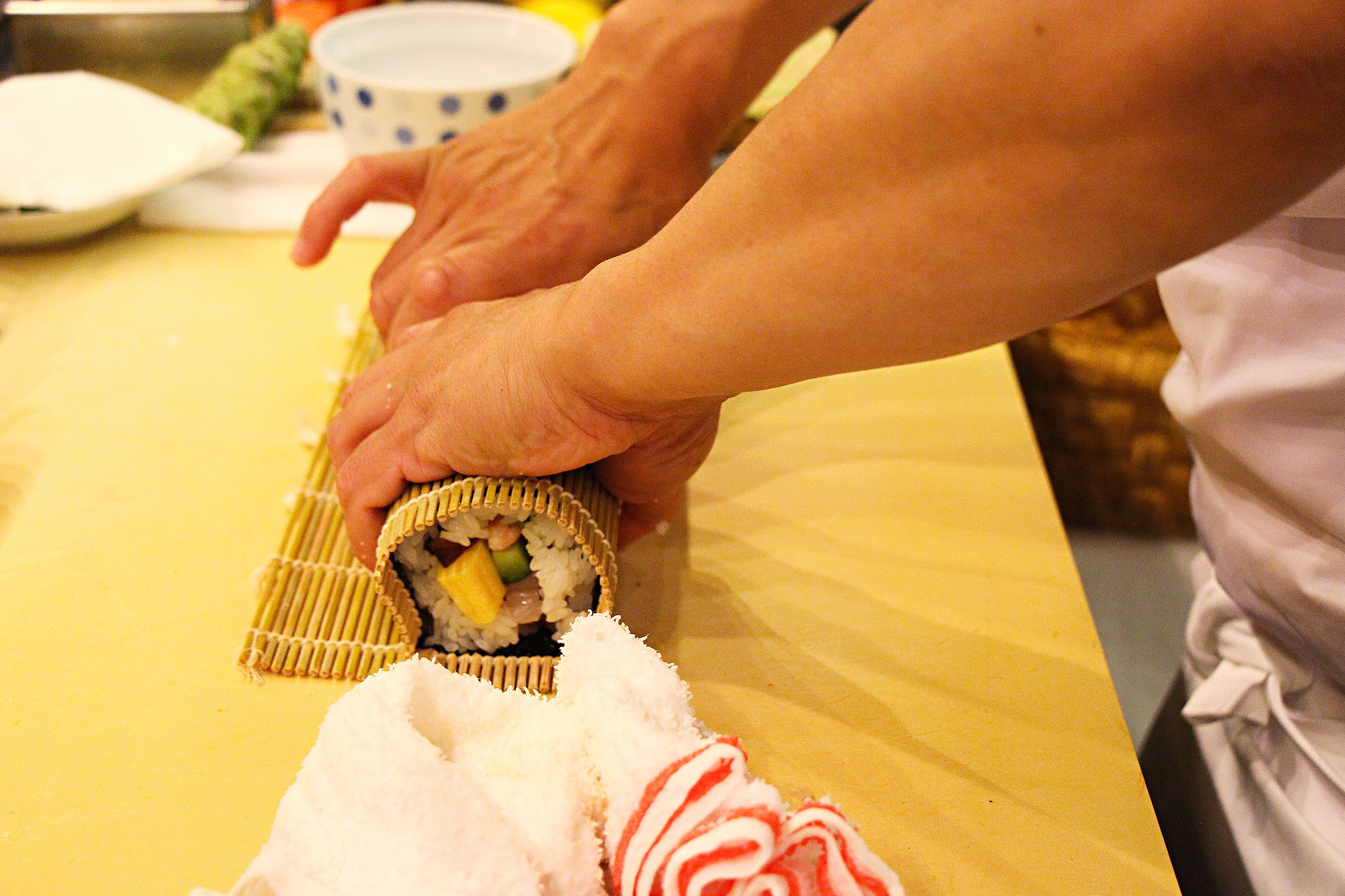 How to make sushi; tips from a Japanese master