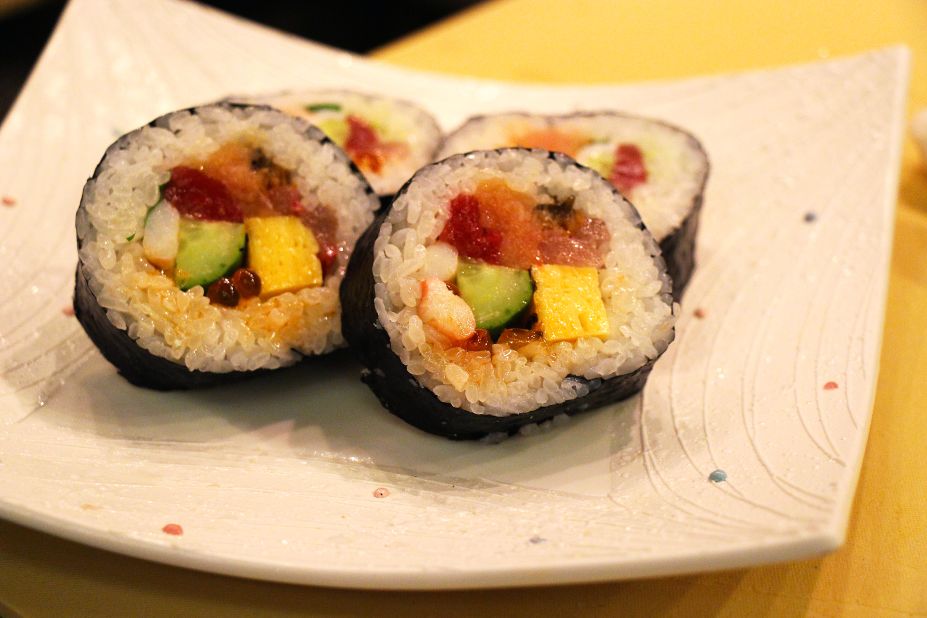 Maki sushi rolls recipe - Japan Centre