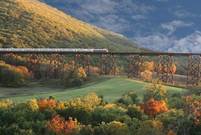 For 21 years, <a href="http://ireport.cnn.com/docs/DOC-1175373">John Moore</a> has been commuting 2½ hours from Cornwall, New York, to lower Manhattan. This is his train crossing the Moodna Viaduct in Salisbury Mills. 
