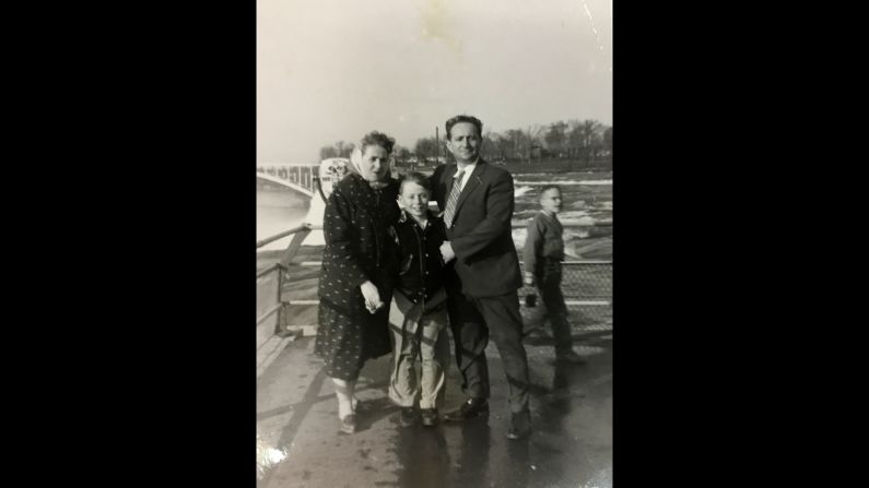 Blitzer and his parents visit Niagara Falls in the 1950s. Both his mother and father are from Poland and survived the Holocaust, but they lost their parents and many other family members. Blitzer's parents met on a train while traveling between Poland and Germany looking for surviving relatives.