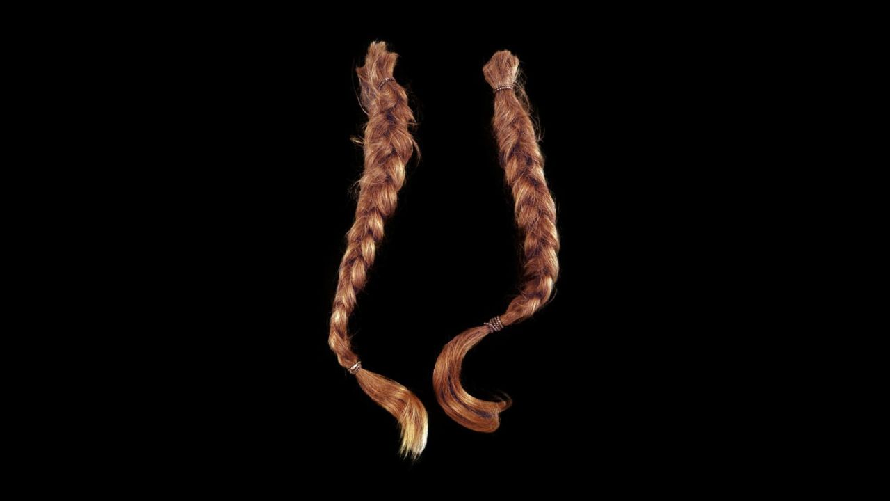 Can you put a price on a lock of hair? If you're famous you can. Willie Nelson's braids were auctioned to the tune of $37,000 on October 5. If you think that's exorbitant, check out the payday these other odd celebrity auction items pulled: