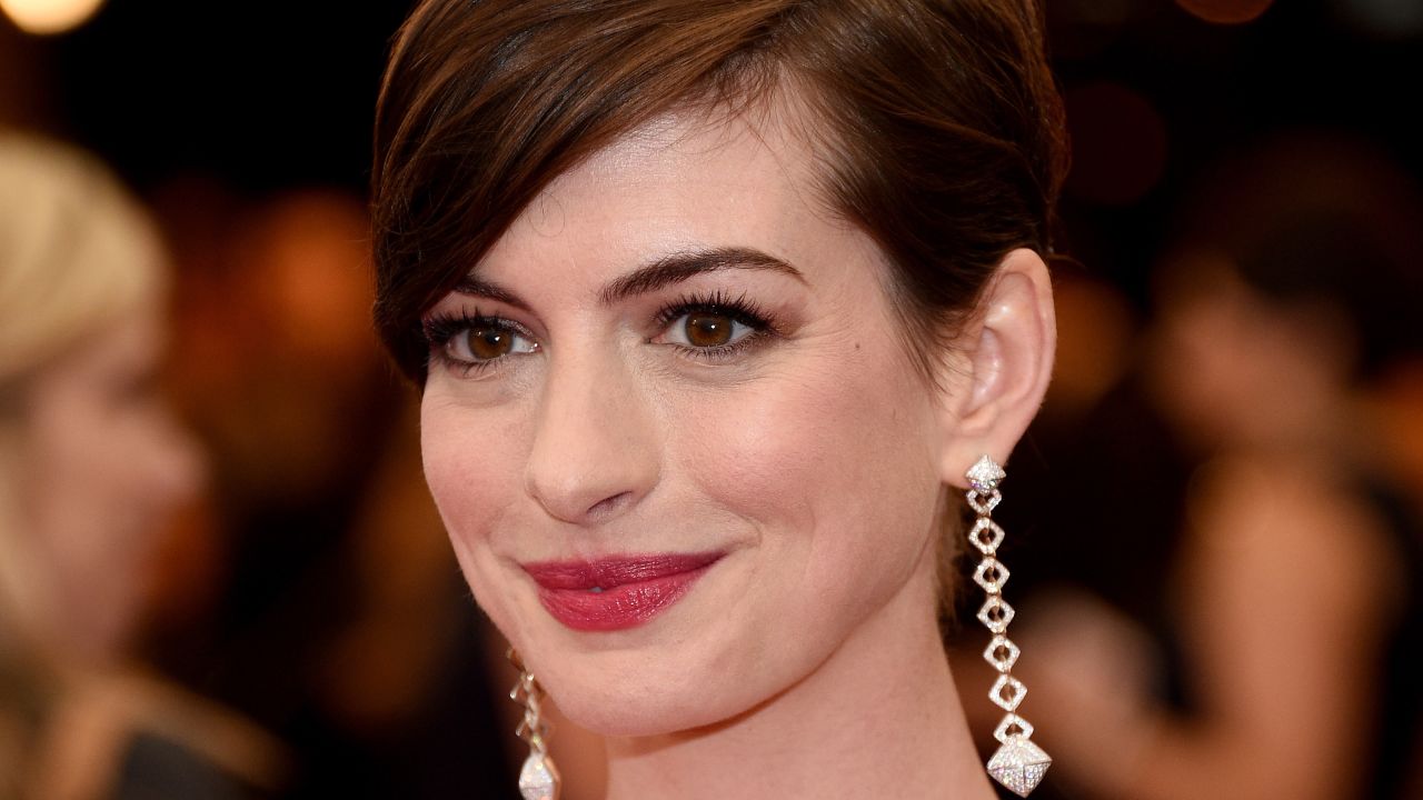 Actress Anne Hathaway co-hosted an August 2012 fundraiser for Obama's reelection effort with Hollywood producer Harvey Weinstein at his beachfront estate in Westport, Connecticut.