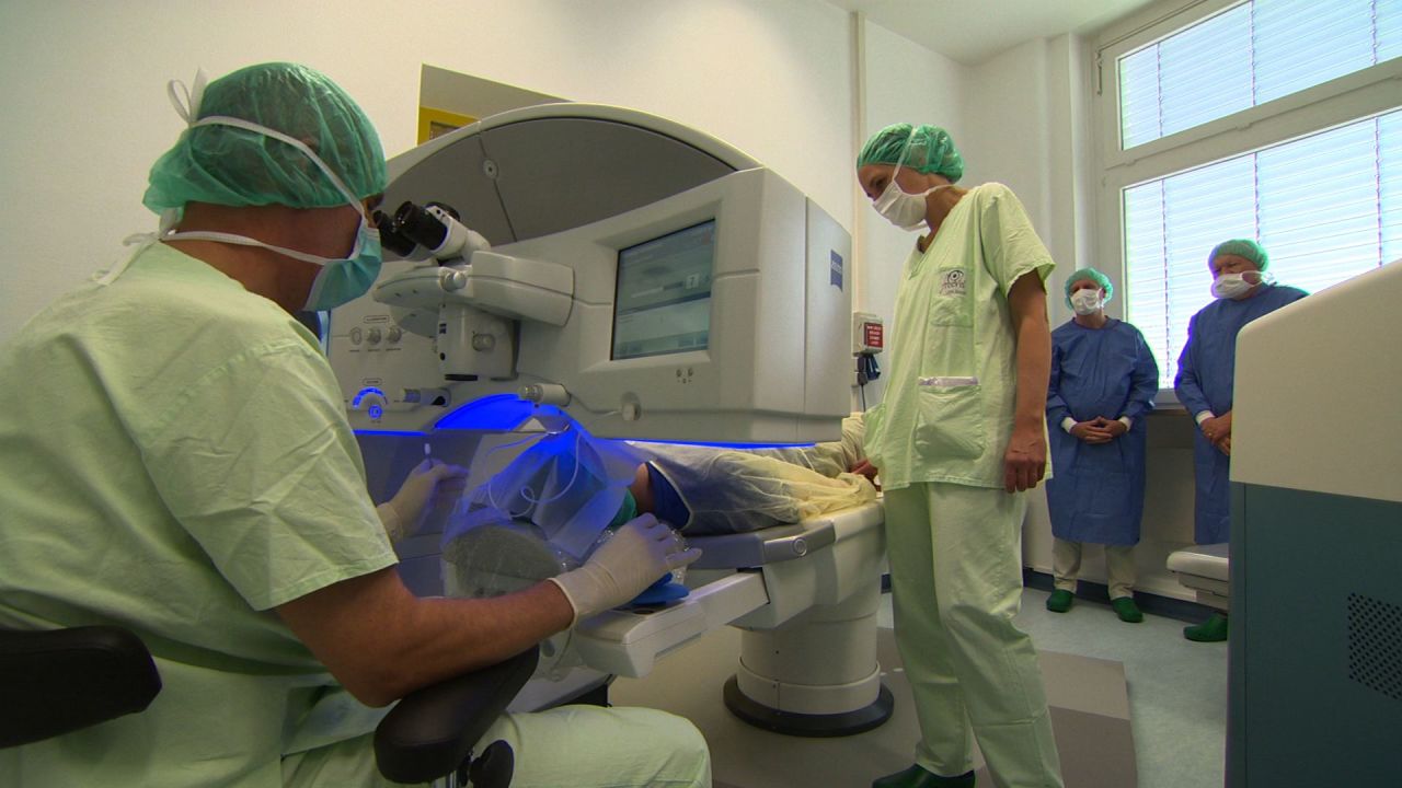 Femtosecond procedure at the FreeVis LASIK Centre in Mannheim, run by Professor Michael Knorz. The lasers do not cut, which makes surgery safer and faster.