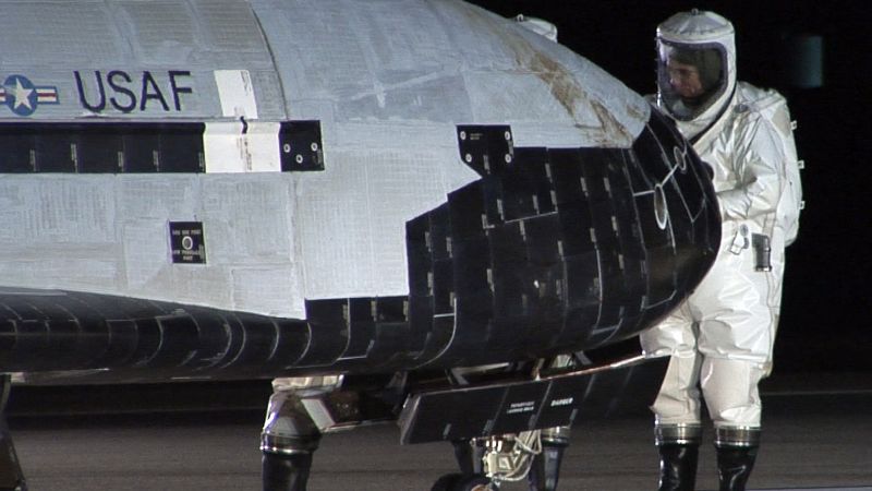 SpaceX Delays Launch Of Mysterious X-37B Space Plane For US Military | CNN