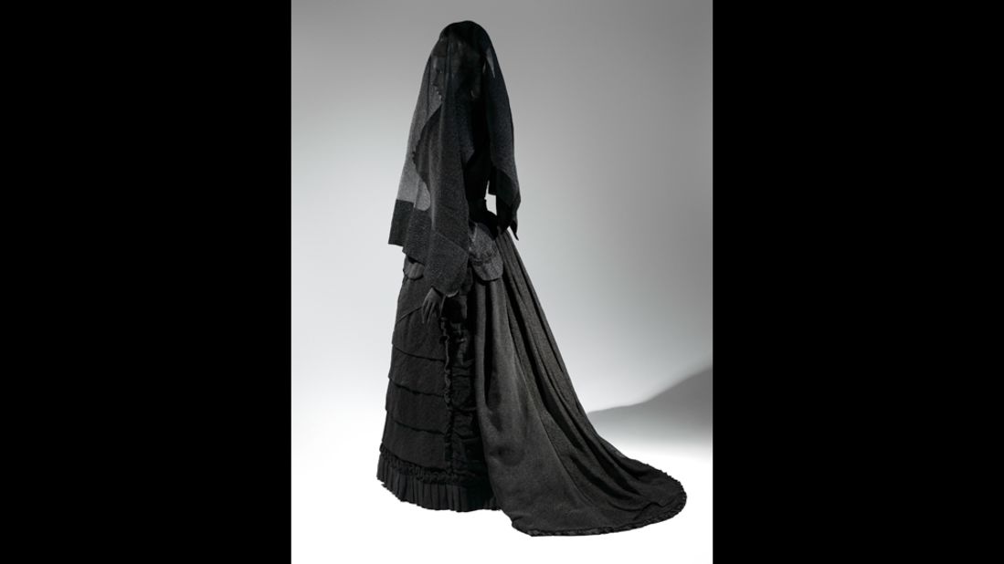"The exhibition really became a look at how high fashion standards were really absorbed into the attire of mourning," explains Jessica Regan, assistant curator for the exhibition. "We wanted to maintain an emphasis on the idea of this rapidly changing silhouette during this period." 