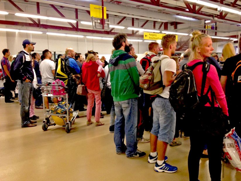 <strong>Walk the line:</strong> Due to Tegel's cramped set up, passengers were sometimes never sure whether the queue they were standing in would actually lead them to their flight. 