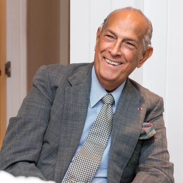 He's been called the "Sultan of Suave" and a fashion powerhouse. Oscar de la Renta died Monday, October 20, after half a century as a legendary designer. "I'm a very restless person," he once said. "I'm always doing something. The creative process never stops." Celebrities, too, loved him for his approach to design. Take a look at some of his red-carpet creations: 