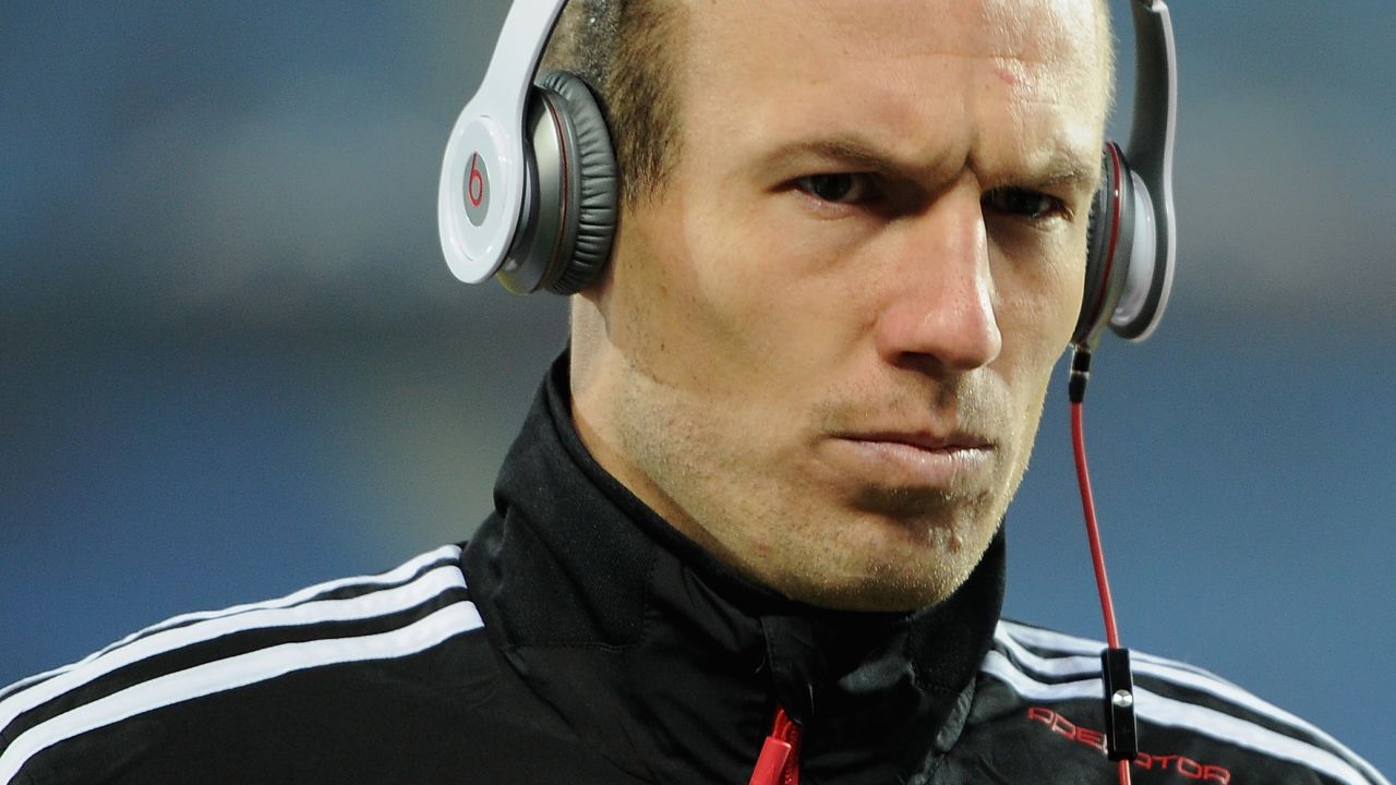 The inspiration for a new study on power and music: Athletes like Arjen Robben who use music to pump themselves up