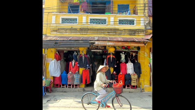  <a href="index.php?page=&url=http%3A%2F%2Fwww.vietnamtourism.com%2Fe_pages%2Fheritage%2Fhoian.asp" target="_blank" target="_blank">Hoi An</a> used to be one of the major trading centers in Southeast Asia. Now it's a popular tourist destination in Vietnam with views of Cua Dai Beach. <a href="index.php?page=&url=http%3A%2F%2Finstagram.com%2Fkimlinglam" target="_blank" target="_blank">Kimling Lam</a> captured this photo of a woman biking through the city's Old Quarter.