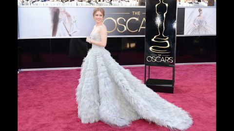 The handcrafted Oscar de la Renta gown that Amy Adams wore to the 2013 Oscars was so ethereal it almost looked as though the actress was floating on air.  