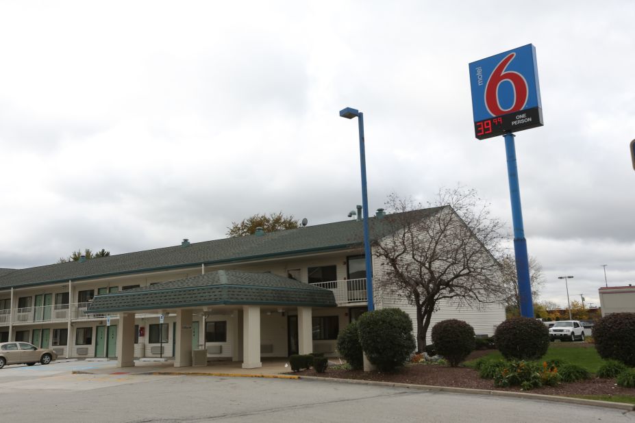 Police said Vann led them to this Motel 6 in Hammond, Indiana, where Afrikka Hardy was found strangled to death.