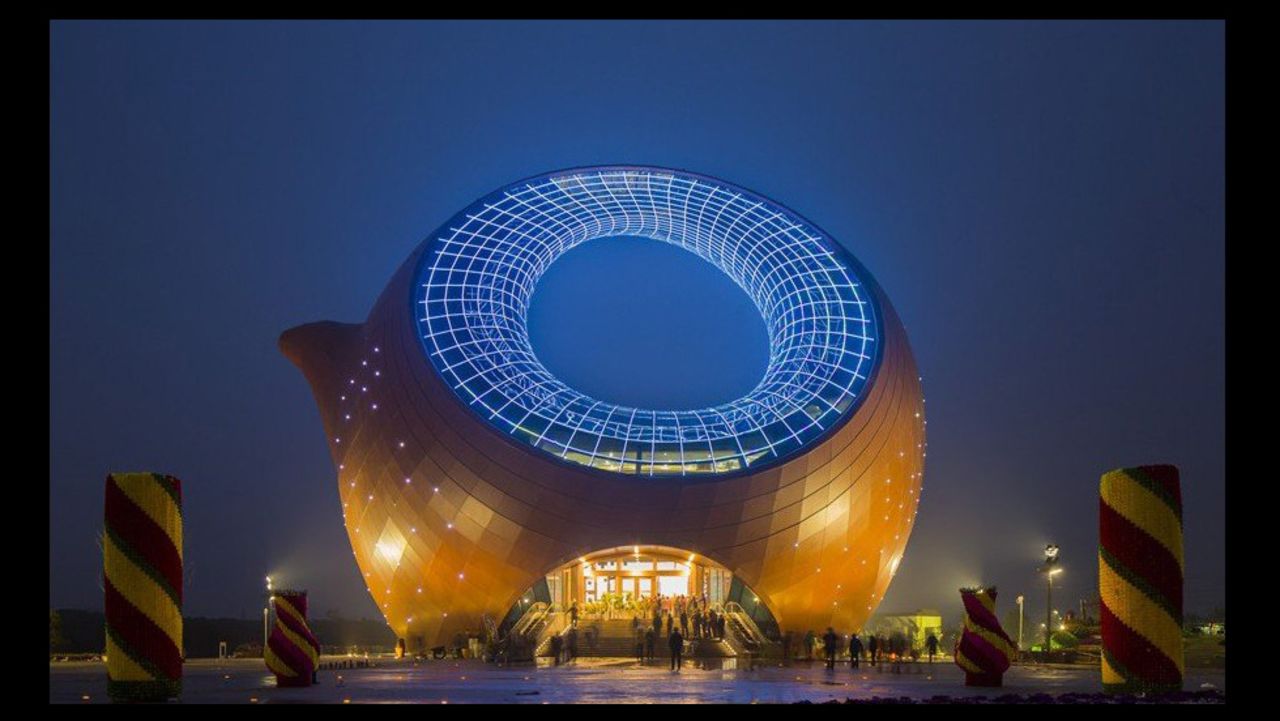  Other examples of bold architecture include this teapot-shaped building in Wuxi. 