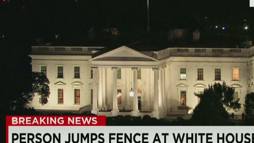 erin brown man jumps white house fence_00005224.jpg