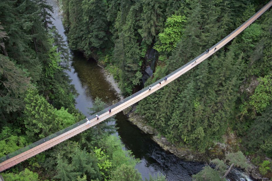 <strong>Capilano Suspension Bridge (Vancouver):</strong> One of Vancouver's  most popular attractions,the bridge welcomes 700,000-plus visitors a year. It hangs 70 meters above the Capilano River.
