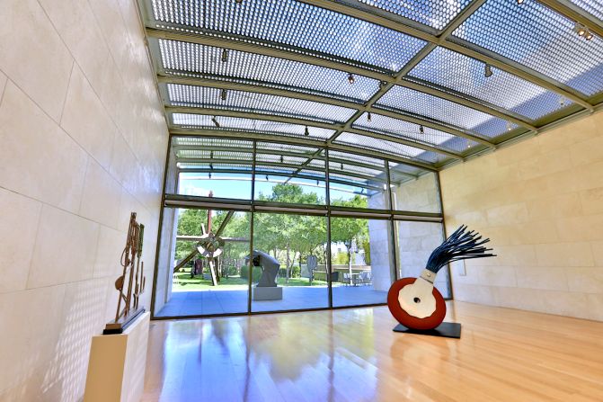 The Dallas Arts District spans 19 contiguous blocks. Among highlights, the Nasher Sculpture Center houses one of the world's most prominent contemporary collections of 20th-century sculpture.
