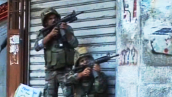 Lebanese soldiers militants clash